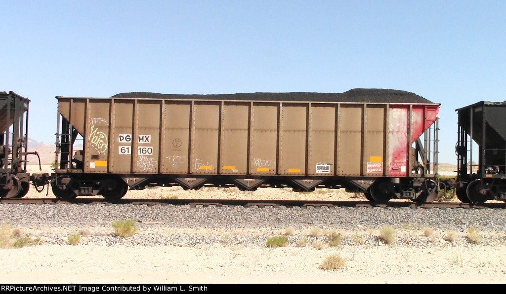 WB Unit Loaded Hooper Frt at Erie NV W-Pshr -17